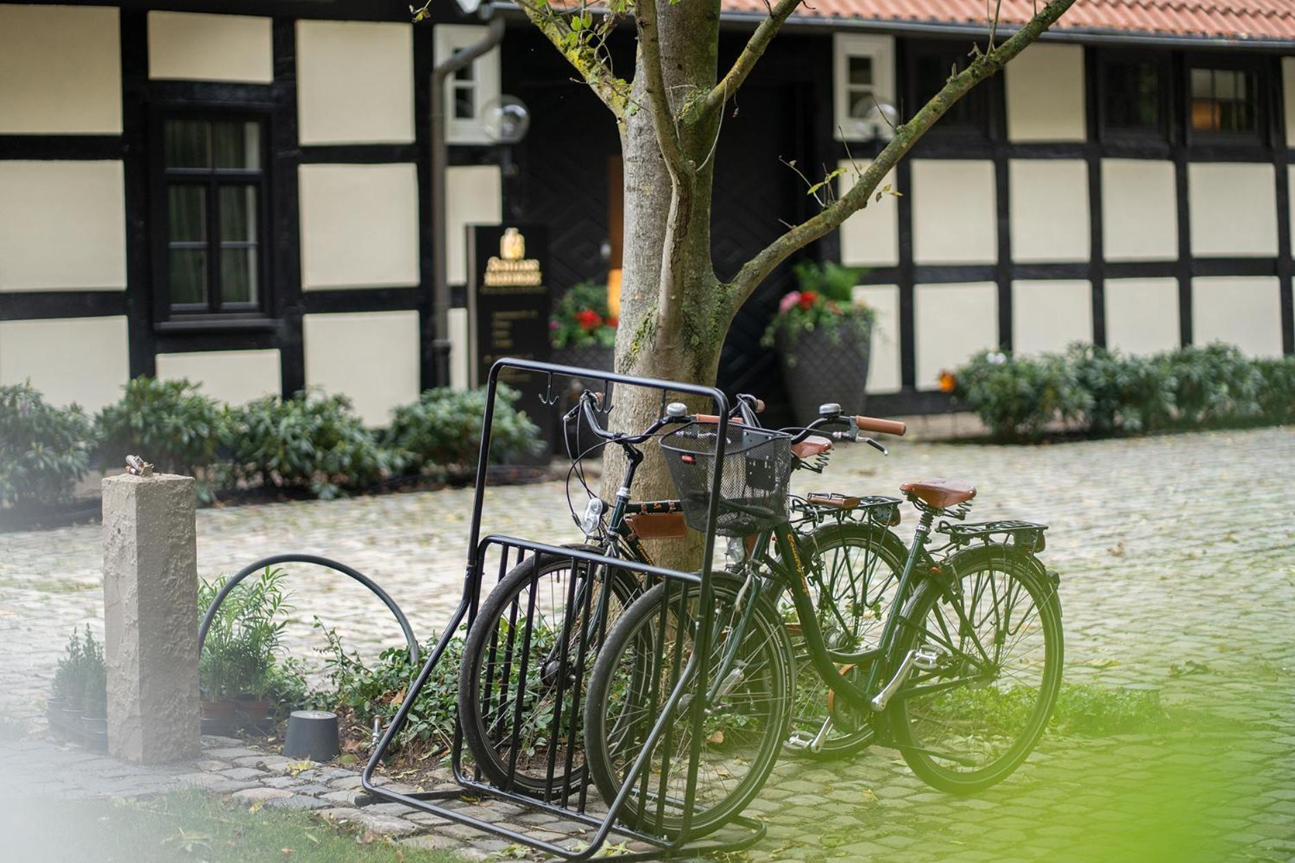 SCHLOSSRESIDENZ Business Apartments Schloss Ricklingen Exterior foto